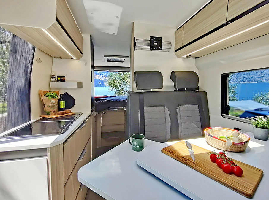 Adria 640 autocamper inde