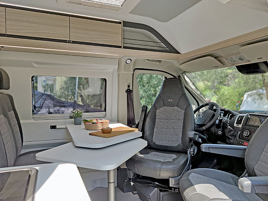 autocamper_udlejning_siddegruppe